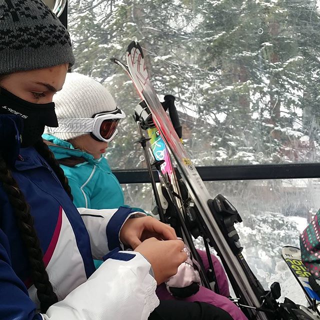 Riding up the Breckenridge Gondola.
April is a great time to ski.
#aprilskiing #Silverthorne #SkiSilverthorne #Breckenridge