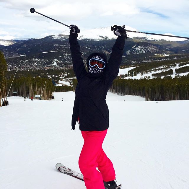 I love skiing! It doesn’t get any better than this! Ski Breckenridge in April!  #aprilskiing #breckenridge #skibreak #ski-Silverthorne.com
