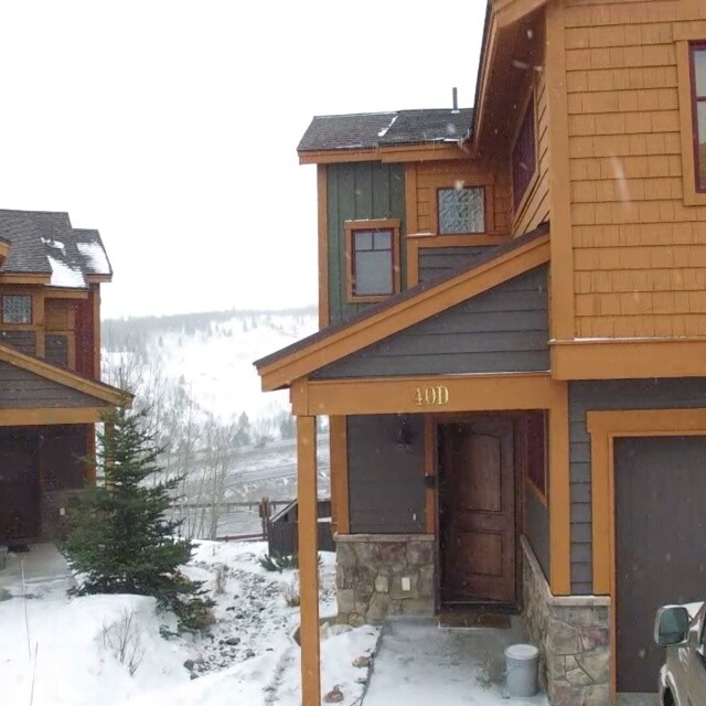 It's a snowy day in Silverthorne