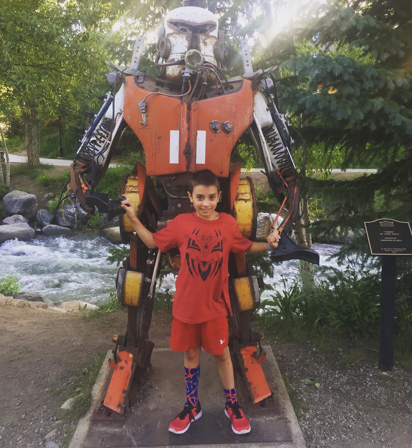Take a walk down Breckenridge downtown area- go see the river roaring by and look for this robot named “Toro”. We had a nice family outing- hope you can enjoy too! #toro #breckenridgemainstreet #familyouting #familyfun