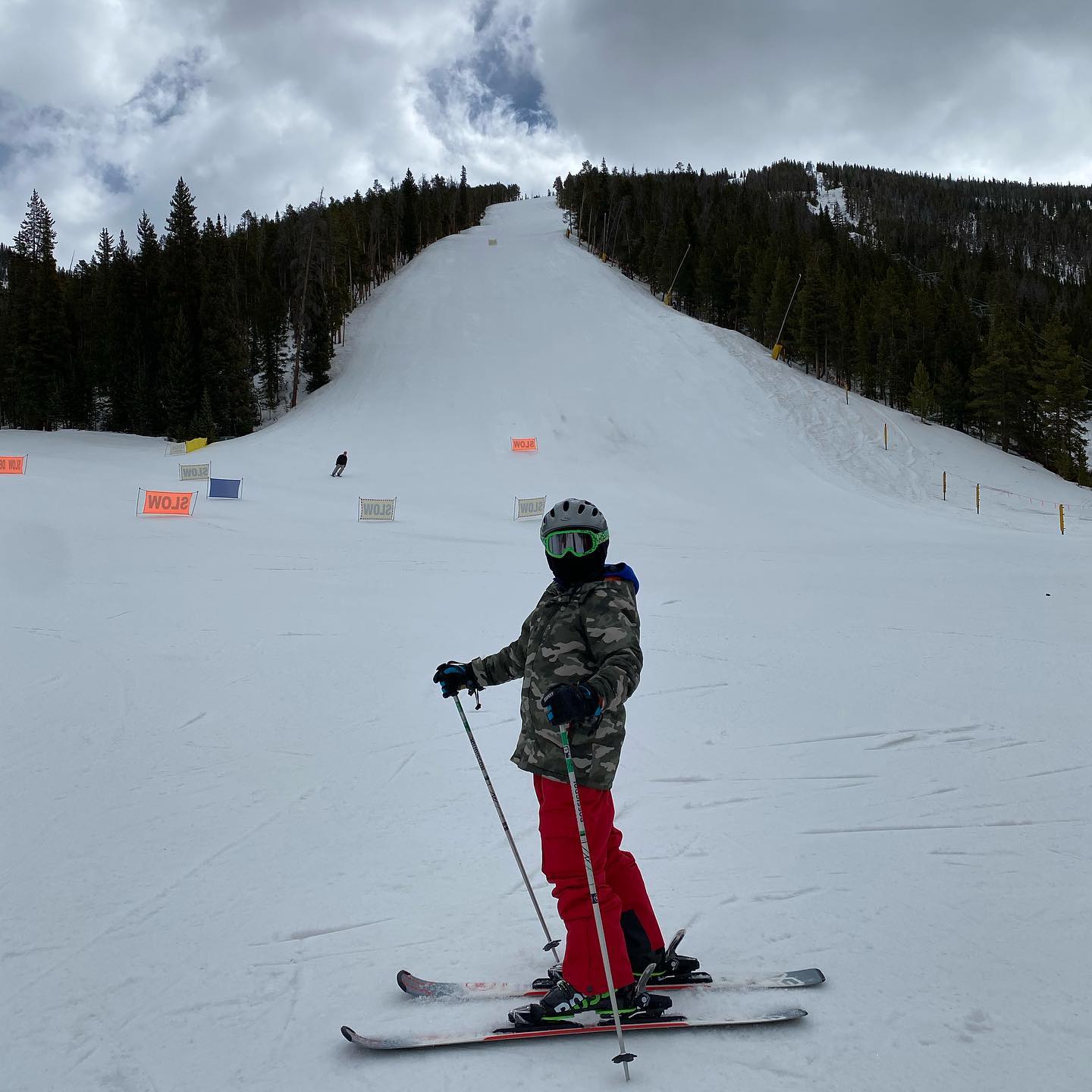 Loving the trails today!! Skiing is such a blast! I will be ready for our private hot tub soak after today! #skisilverthornelodge #privatehottub #s #iloveskiing