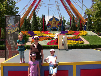 Elitch Gardens Entrance