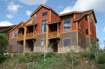 Ski Silverthorne Lodge summertime view